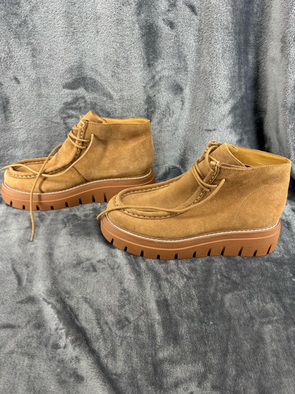 J Slides Brown Tan 1-1/2" Chunky Platform Treasure Suede Booties Shoes Size 8
